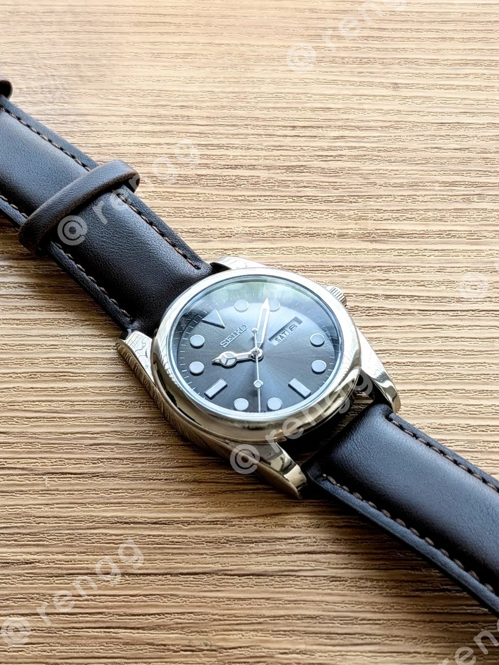 37mm Seiko Men's  Mod Dress Watch Day/Date Gray Dial